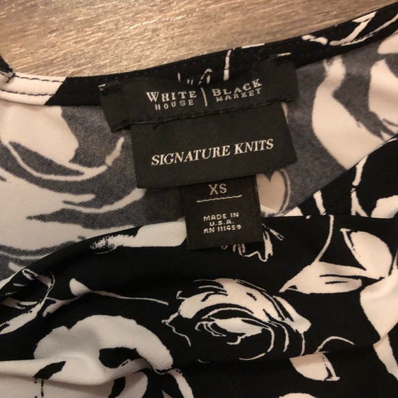 White House Black Market Floral Printed blouse - Picture 3 of 5